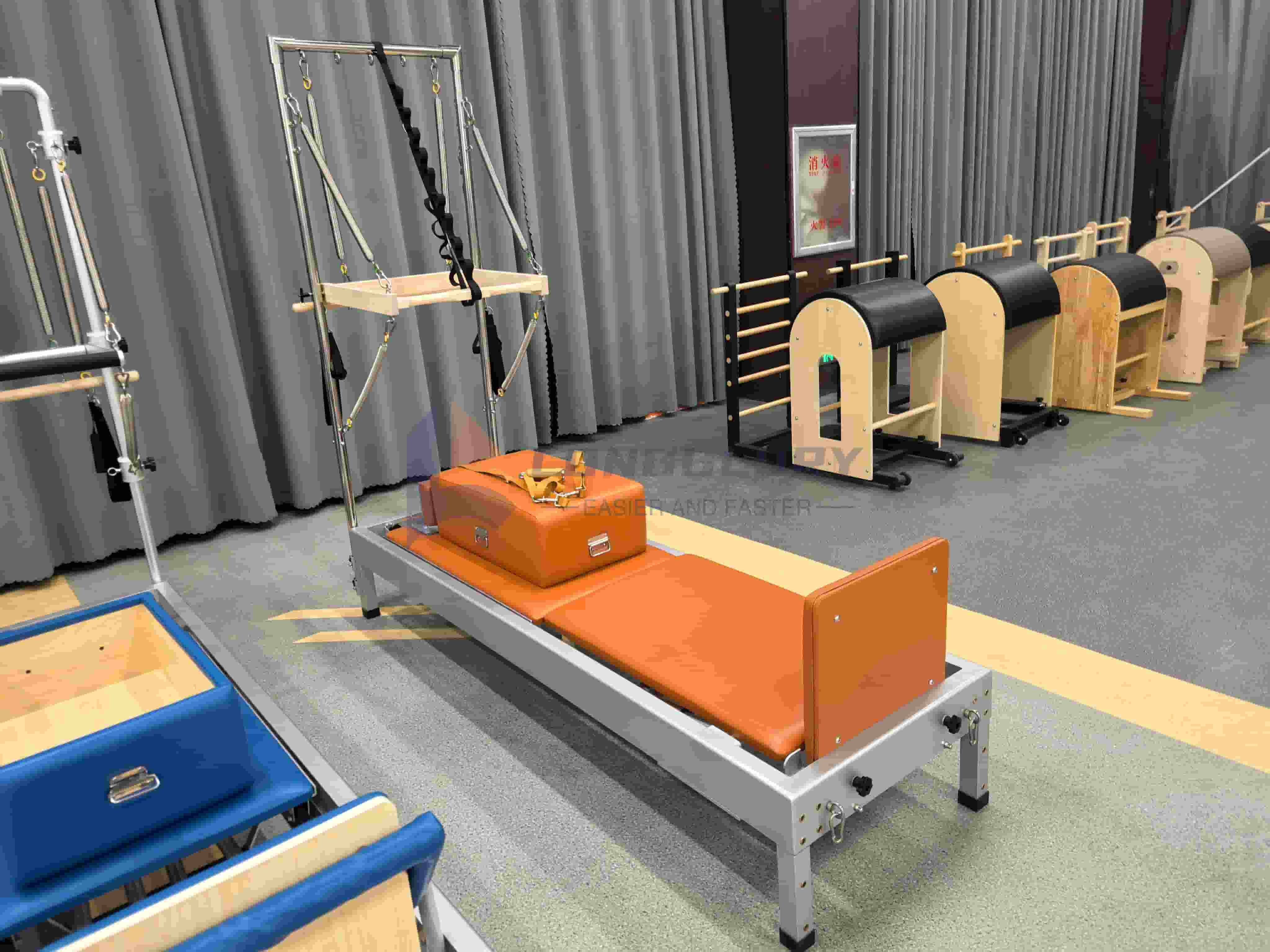 타워형 알루미늄 필라테스 리포머